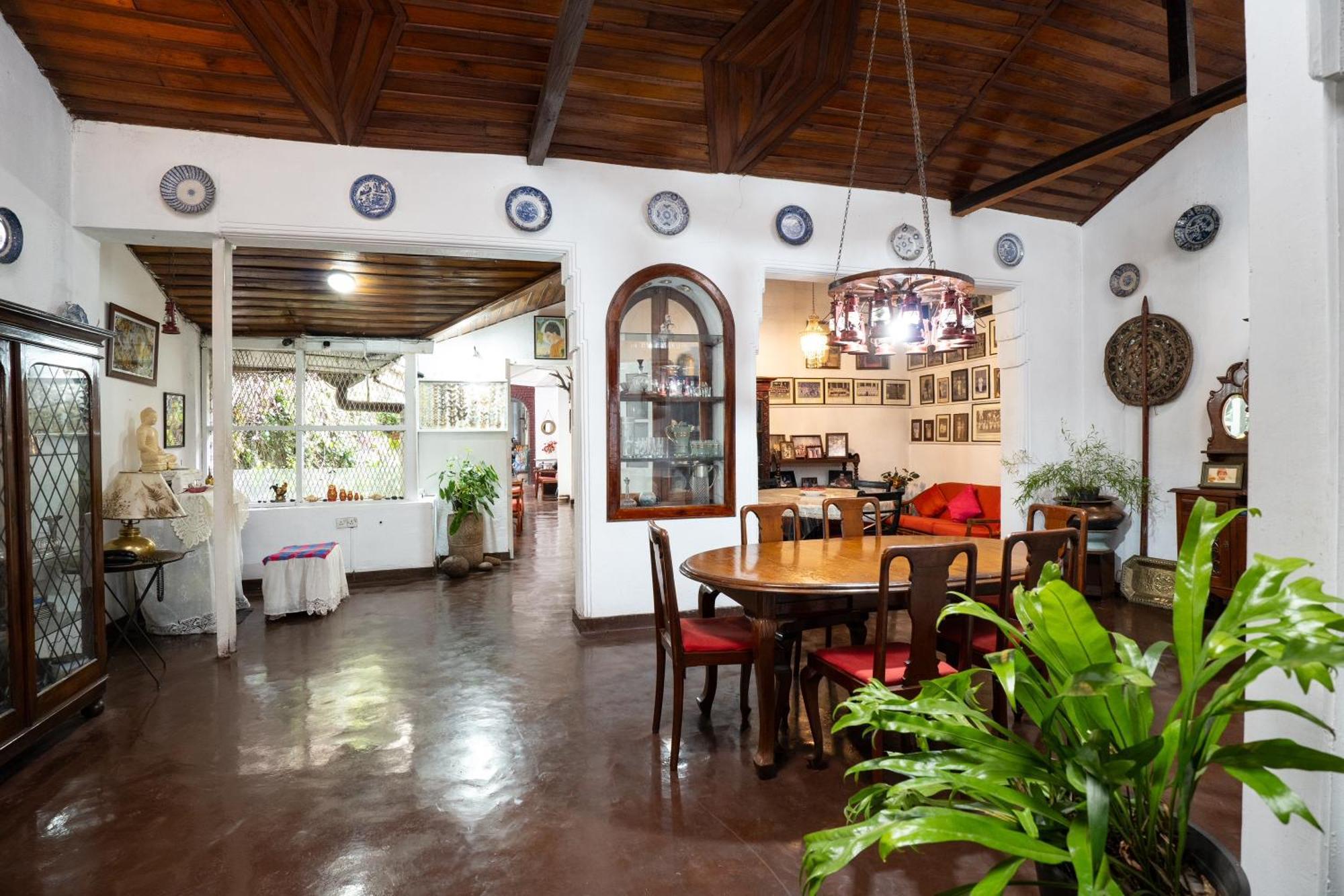 Kandy Inn Madugalle'S Family Guest House מראה חיצוני תמונה